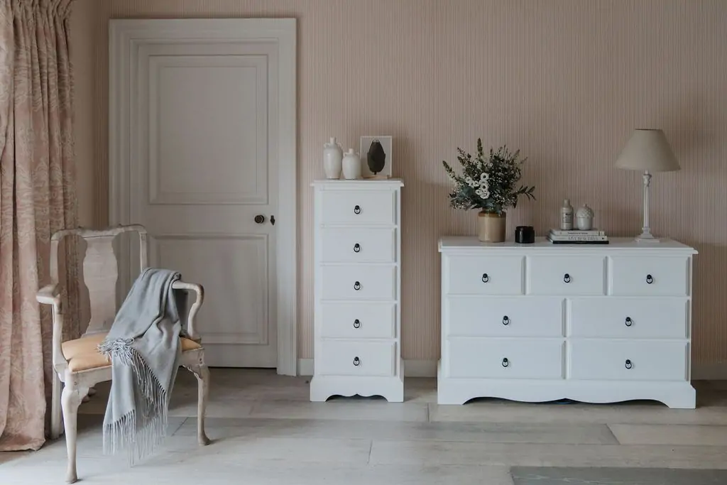 Romance Antique White Large Chest of Drawers