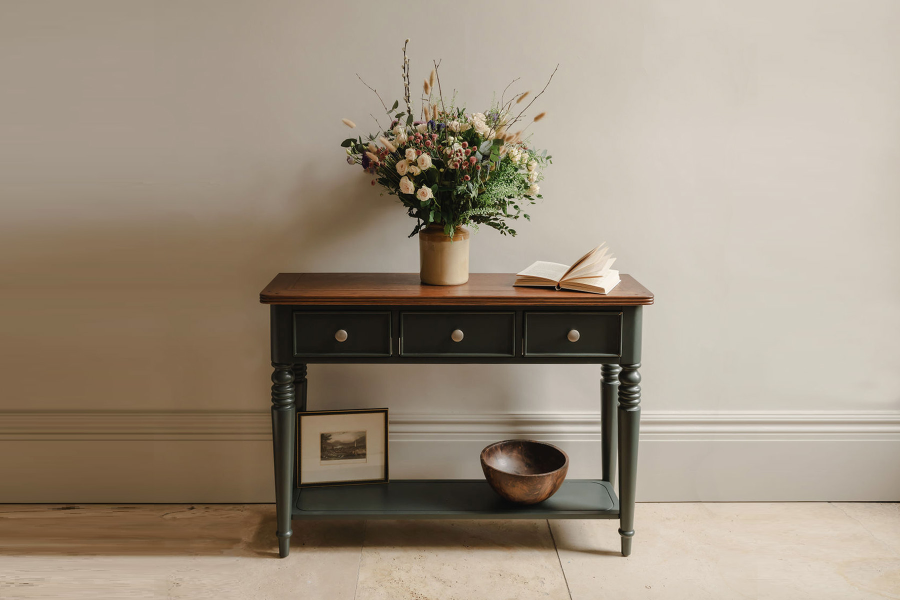 Queensbury Console Table